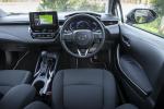 Toyota Corolla Hybrid Sedan 2019 года (UK)